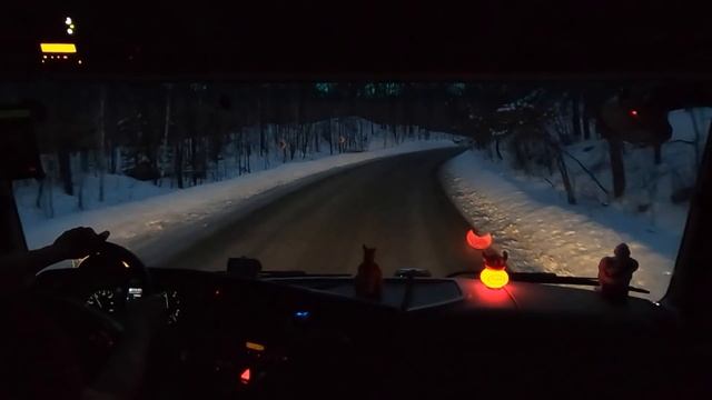 ACTROS MERCEDES-BENZ | Russian test drive | Winter Ural смотреть онлайн