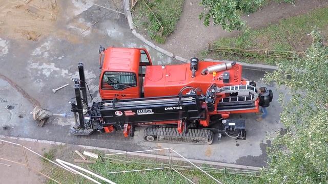 Буровая установка DDW 36/13. Отсоединение бура и обмотка труб смотреть онлайн