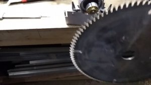 Классная самоделка из видеоголовки - балансир для пильного диска.