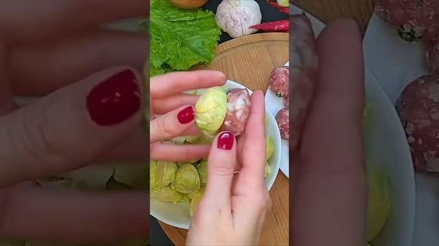 И отварить капусту не надо: убедилась, что такие голубцы намного вкуснее #капуста #мясо