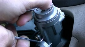How to Remove and Replace an Ignition Lock Cylinder - Kia Spectra