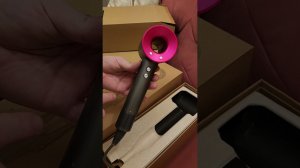 Фен Dyson HD08 , 5 магнитных насадок.