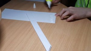 КАК СДЕЛАТЬ НОЖ ТАНТО ИЗ БУМАГИ ЗА 5 МИН!/ОЧЕНЬ ЛЕГКО / STANDOFF 2 / из а4 /Оружие из бумаги