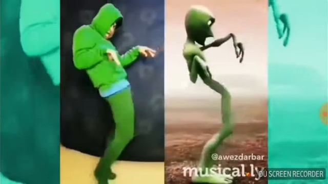 Зелёный человек танцует . Кто круче !? смотреть онлайн