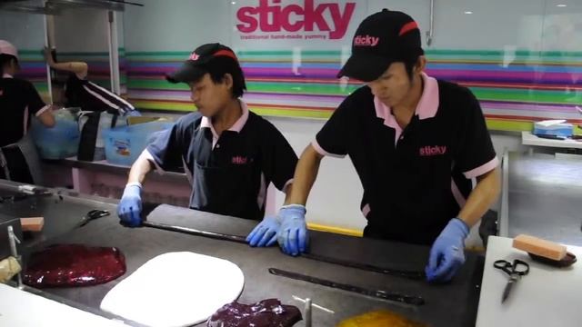 Как делают конфеты в Куала-Лумпуре смотреть онлайн