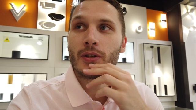 Полный зал девушек на лекции! Выступаю для союза дизайнеров и архитекторов union_da! смотреть онлайн