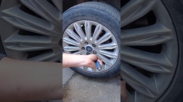 Ford Fusion что делать если слизаны гайки смотреть онлайн