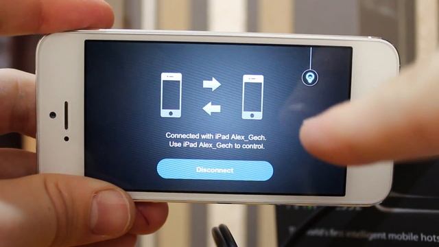 Blux Lens - видеоконтроль с помощью iPhone смотреть онлайн