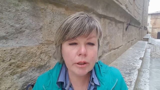 Италия. "Коро2нА". 22 апреля - национальный день женского здоровья. Пожелания режимных врачей дамам смотреть онлайн