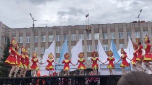 Юность на центральной площади