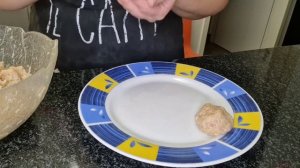 Мини-котлетки (фрикадельки) с подливкой. Много, вкусно, экономно!