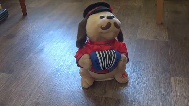 собака поет для кошек/поющая игрушка смотреть онлайн