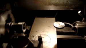 приспособление для точения шаров на токарном.