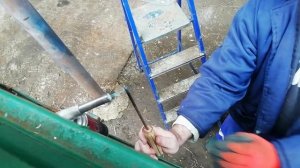 Газ 53, кузов готов на 100%. Ставлю фартук и заделываю щели.
