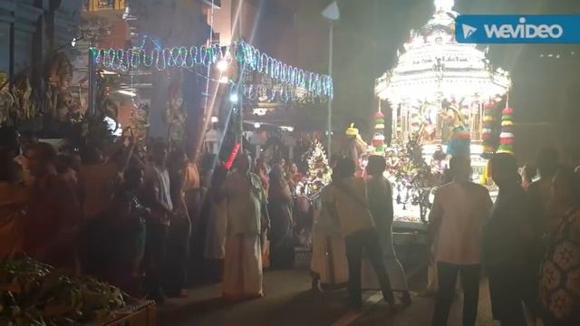 27.10.18 Sri Mariamman Temple Firewalking Silver Chariot Procession Day 2 Singapore смотреть онлайн