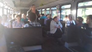 Неадекватная попрошайка в электричке на Павелецком направлении