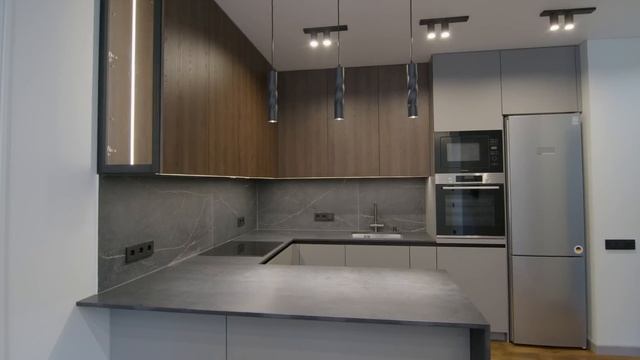 Крутая кухня на заказ с обалденным декором. Детальнейший обзор. Озвучу все материалы и цены. смотреть онлайн