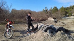 Как проехать вертикальный покрышки. Базовые уроки эндуро.