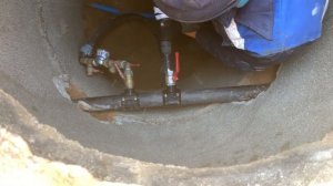 Врезка в центральную трубу под давлением
