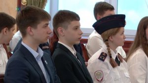 В преддверии Дня России школьникам республики Коми вручили паспорта граждан Российской Федерации