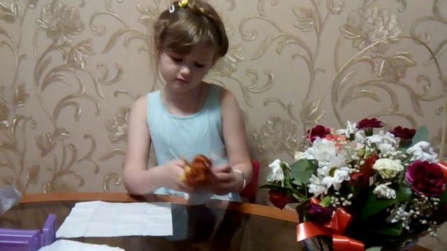 как сделать платье для куклы из салфеток часть1 смотреть онлайн