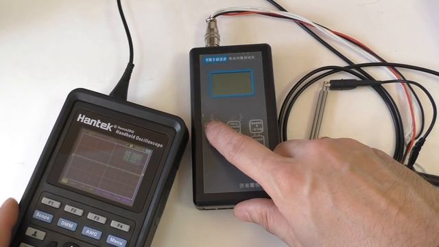 Крутой компактный осциллограф с генератором сигнала Hantek 2D42! Обновление прошивки смотреть онлайн