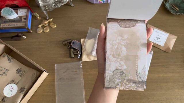 Your Creative Studio Unboxing - July 2021 смотреть онлайн