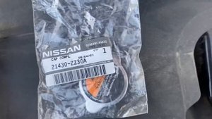 Infiniti fx35 fx37 qx70 S51 G35 G37 installing oem coolant radiator cap замена крышки радиатора