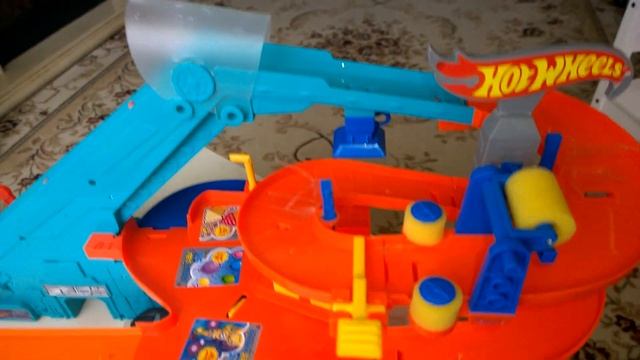 Hot Wheels Motorised Mega Garag Хотвилс трасса Моторизованный МЕГАГАРАЖ смотреть онлайн