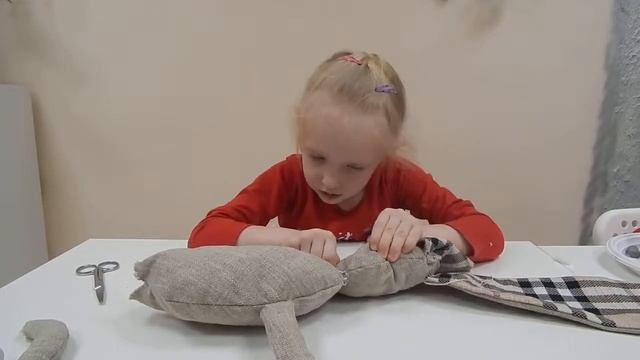 "Творческая мастерская" шьём мягкую игрушку из ткани! смотреть онлайн