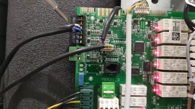 КАК ПОДКЛЮЧИТЬ КОМНАТНЫЙ ТЕРМОСТАТ Protherm Exabasic К ЭЛЕКТРОКОТЛУ смотреть онлайн