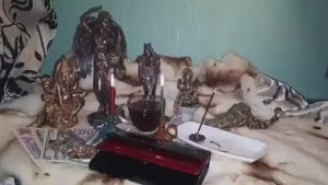 АЛТАРИ В ЧЕСТЬ ВЕЛИКОЙ ФОРТУНЫ. ВЕДЬМИНА ИЗБА