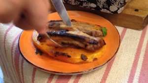 Свиные ребрышки в горчичном маринаде, запеченные с тыквой