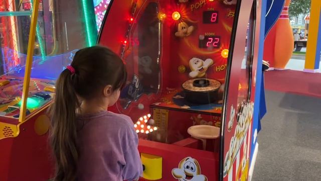 Игровые автоматы и выиграли ли мы что-то? Ловим игрушки на ИГРОВЫХ АВТОМАТАХ смотреть онлайн