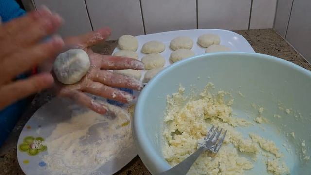 Очень вкусные "Сырники" смотреть онлайн