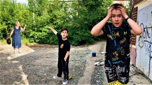 НАС ПОЙМАЛА БАБУШКА НА ЗАБРОШКЕ. МАНЬЯК РАЗБИЛ ОКНО