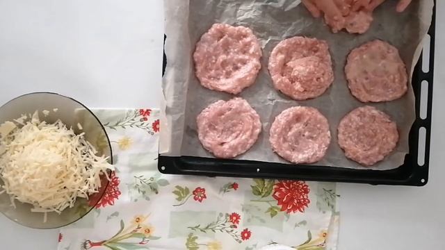 Cтожки из фарша с картофелем и сыром. смотреть онлайн