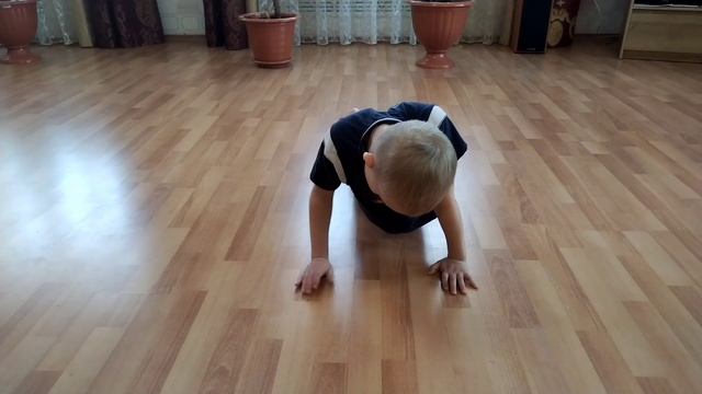 130- Отжиманий! Мальчику 6 Лет! смотреть онлайн