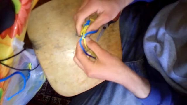 Як плести рибку брилок патріота смотреть онлайн