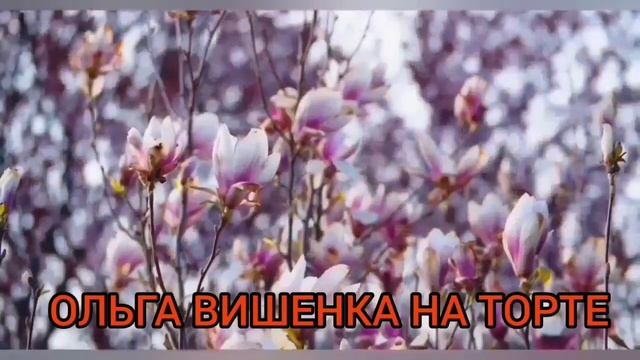 КОЛЮНЯ ПАШЕТ А ОЛЮНЯ ВОЗЛЕ ПЛИТЫ ПЛЯШЕТ. ОЛЬГА И КОТЮНЯ.