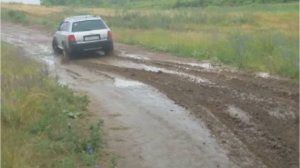 Аллроуд с5 в страшной грязи.
