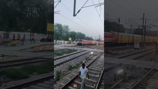 Hazrat Nizamuddin Railway station #Shorts #Train #India