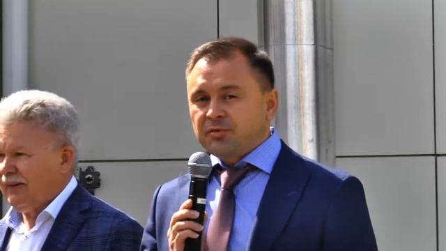 Репортаж - Открытие новой Доски почёта ТОАЗа смотреть онлайн