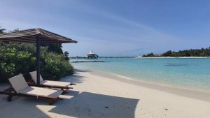 Cinnamon Hakuraa Huraa Platinum island beach villa #420
