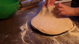 Пельмени в горшочке с грибами/готовка, рецепт
