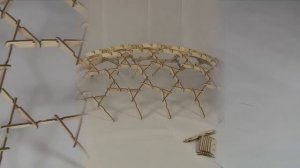 Самоопирающийся конструктор