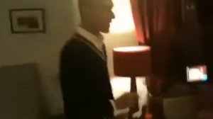 Георгий Гурьянов поёт песню " Это не любовь"