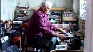 О мастере по изготовлению национальной гармони Батыре Апаеве