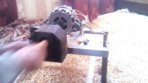 Станок для очистки початков кукурузы от зерна