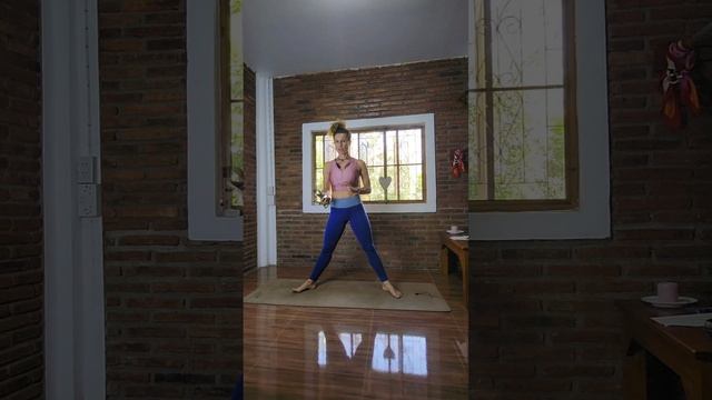 Динамическая йога. Практика для укрепления ног, активация энергии нижних энергоцентров. смотреть онлайн